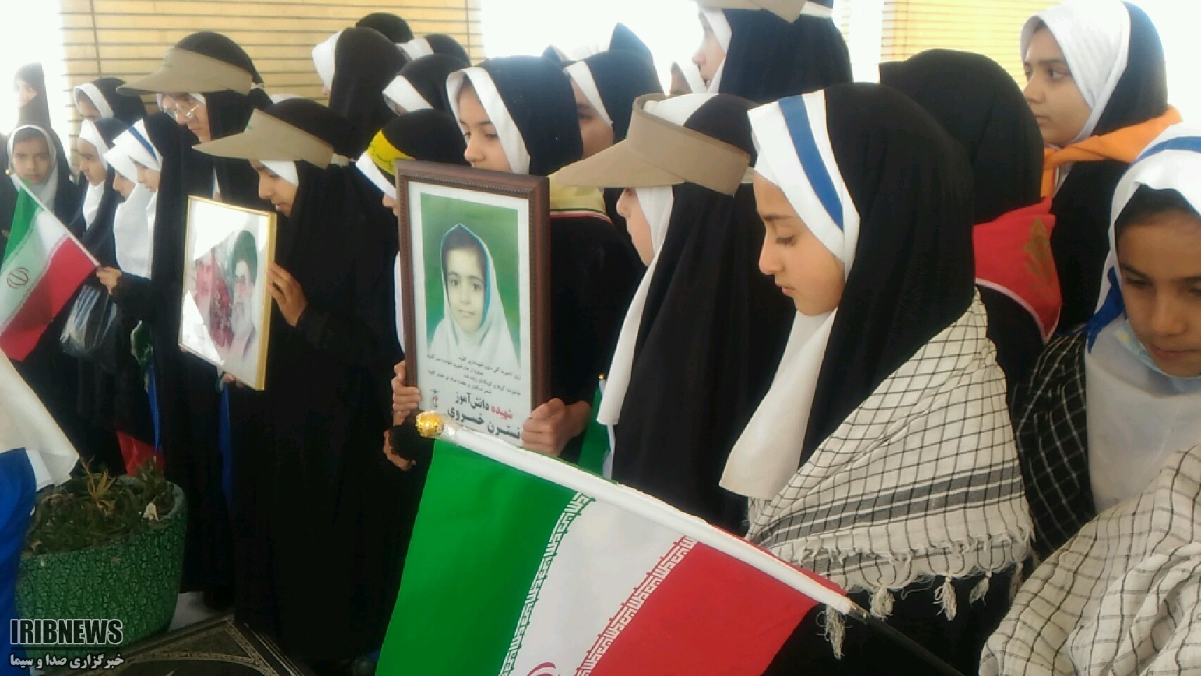 4282840 447 4282840 447