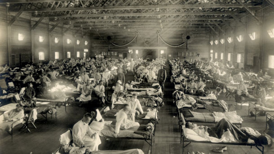 EPIDEMICS Emergency Hospital During 1918 Influenza